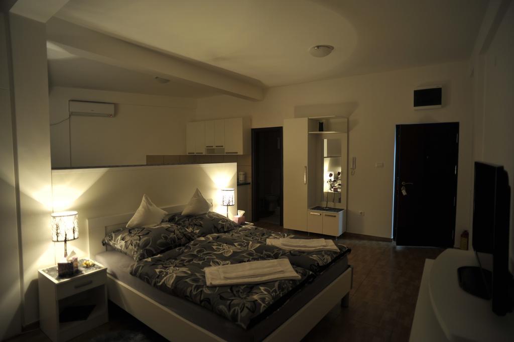 Apartment Jovana Nikšić Chambre photo
