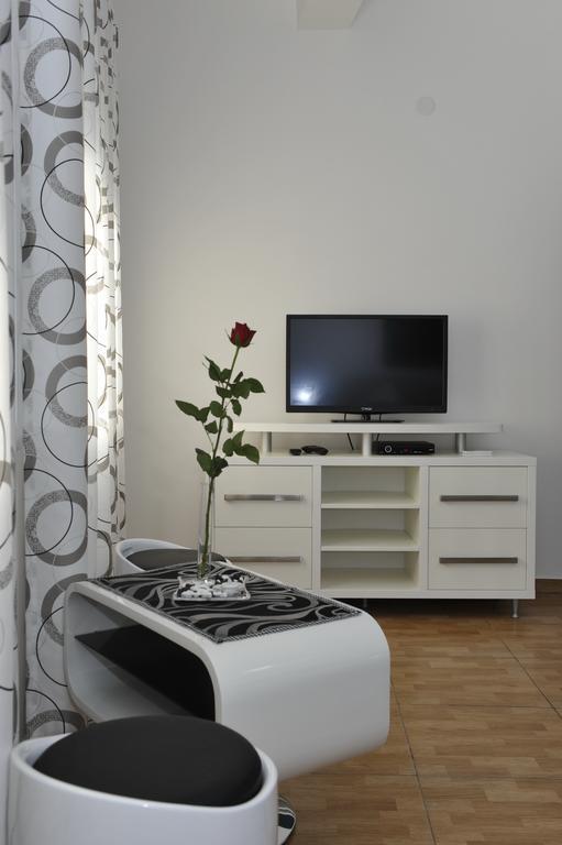 Apartment Jovana Nikšić Chambre photo