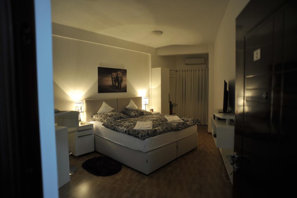 Apartment Jovana Nikšić Chambre photo