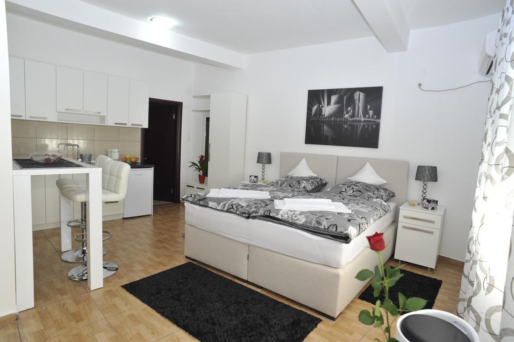 Apartment Jovana Nikšić Chambre photo