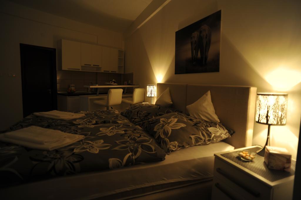 Apartment Jovana Nikšić Chambre photo